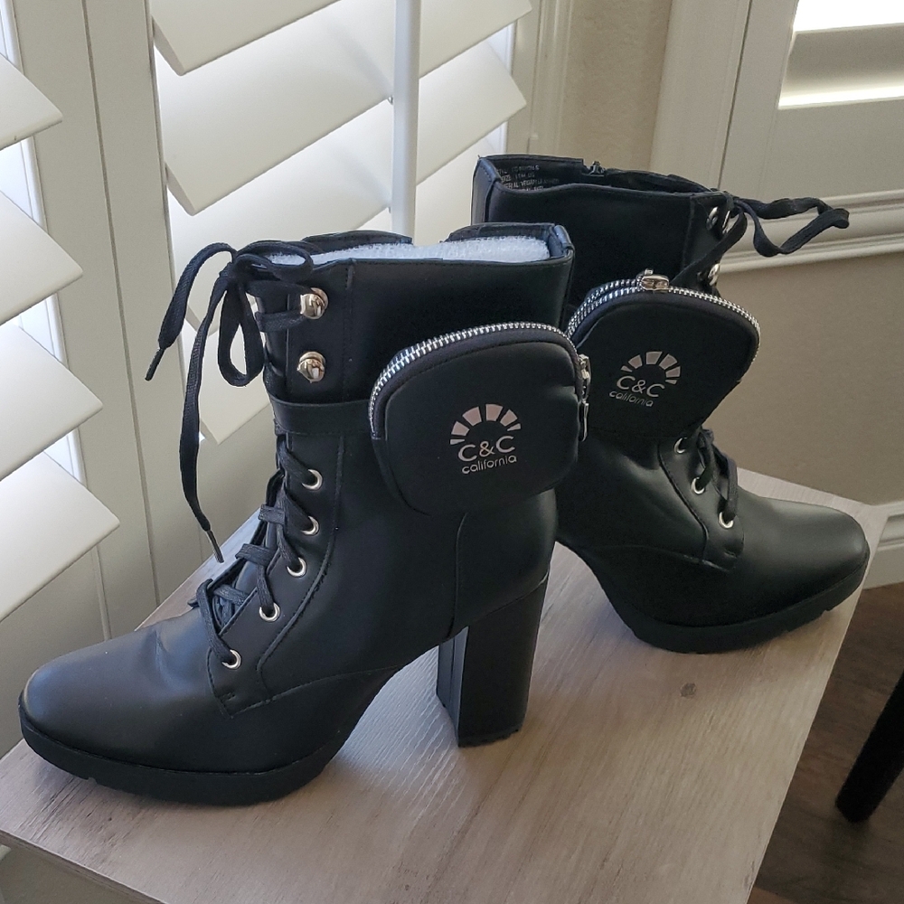 C&C California Women's Black Heeled Lace-Up Boots With Removeable Wallet!
